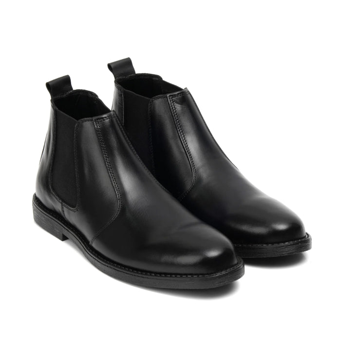 BLACK COW LEATHER CHELSEA BOOTS